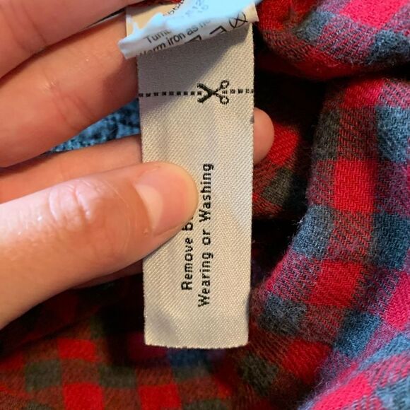 Madewell red plaid button down shirt with pockets! - Picture 4 of 14